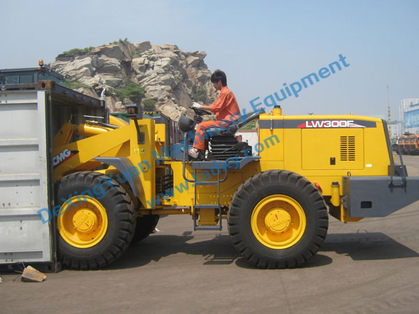 c鿴ԔϢ}3 ton Wheel Loader packing xΔ1692